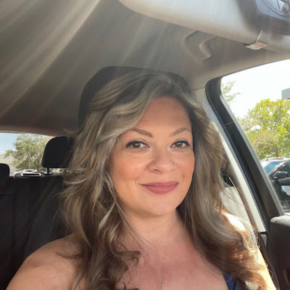 Meet your Posher, Valerie